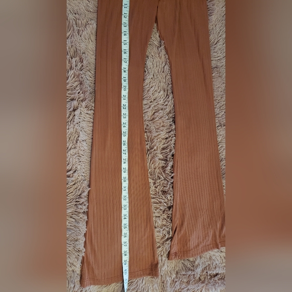 Bundle of 2 Flair Pants - Picture 7 of 9